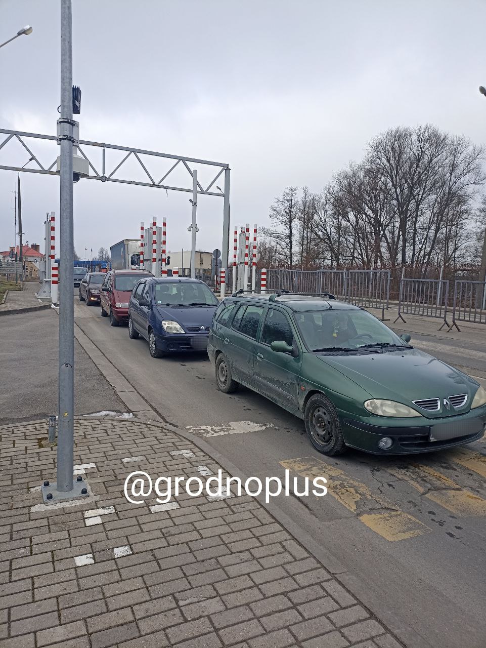 Бобровники закрыты фото граница Польша Беларусь