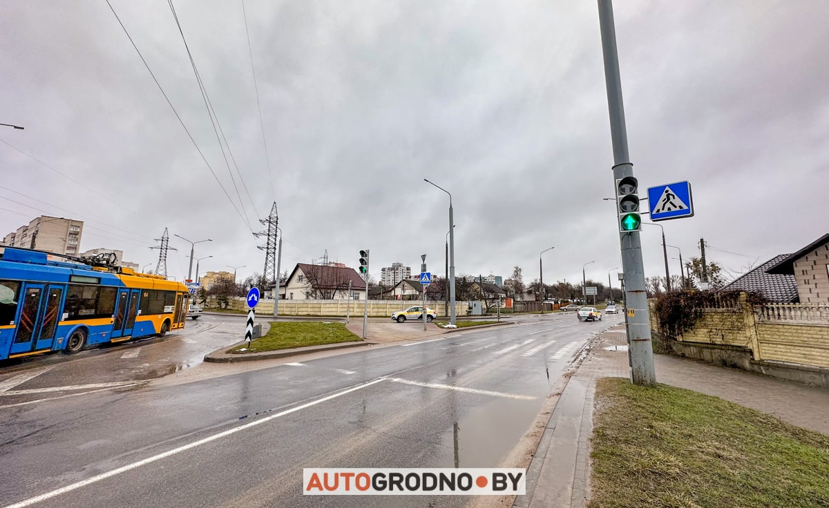 На кольце Тавлая в Гродно включили светофоры