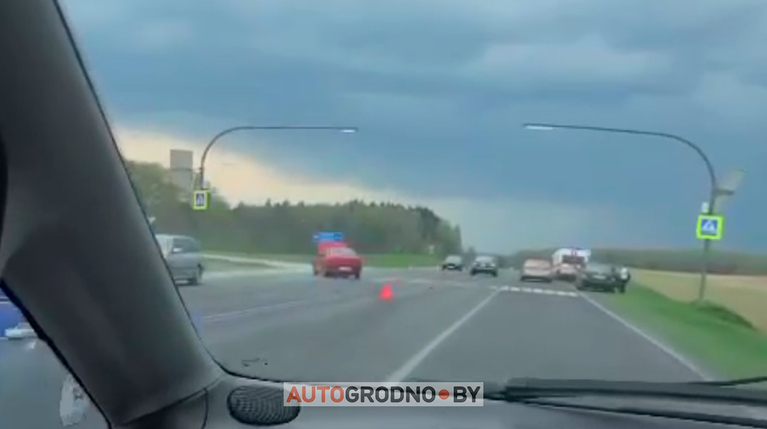 Серьезная авария на окраине Гродно возле птицефабрики