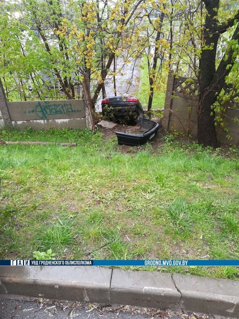 opel korona 26 01 min