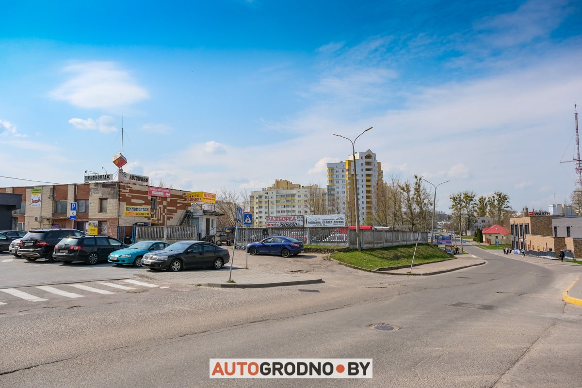 Директор шиномонтажа учит НЛП, чтобы лучше общаться с клиентами