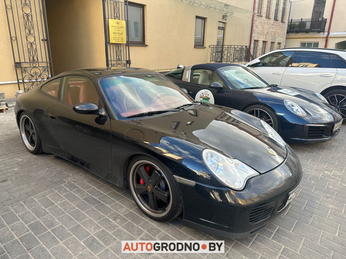 В Гродно прибыл Porsche Club Moscow