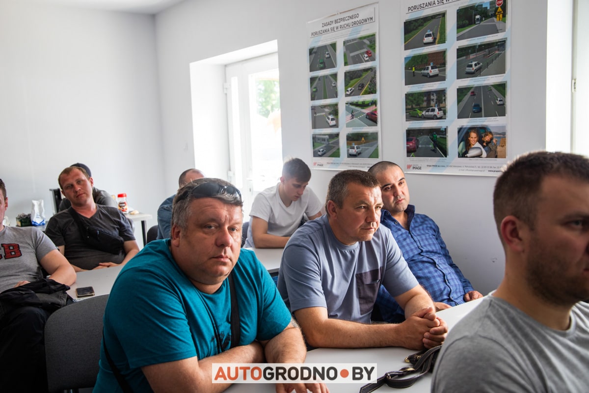 Код 95 в Польше - школа у Марка в Варшаве