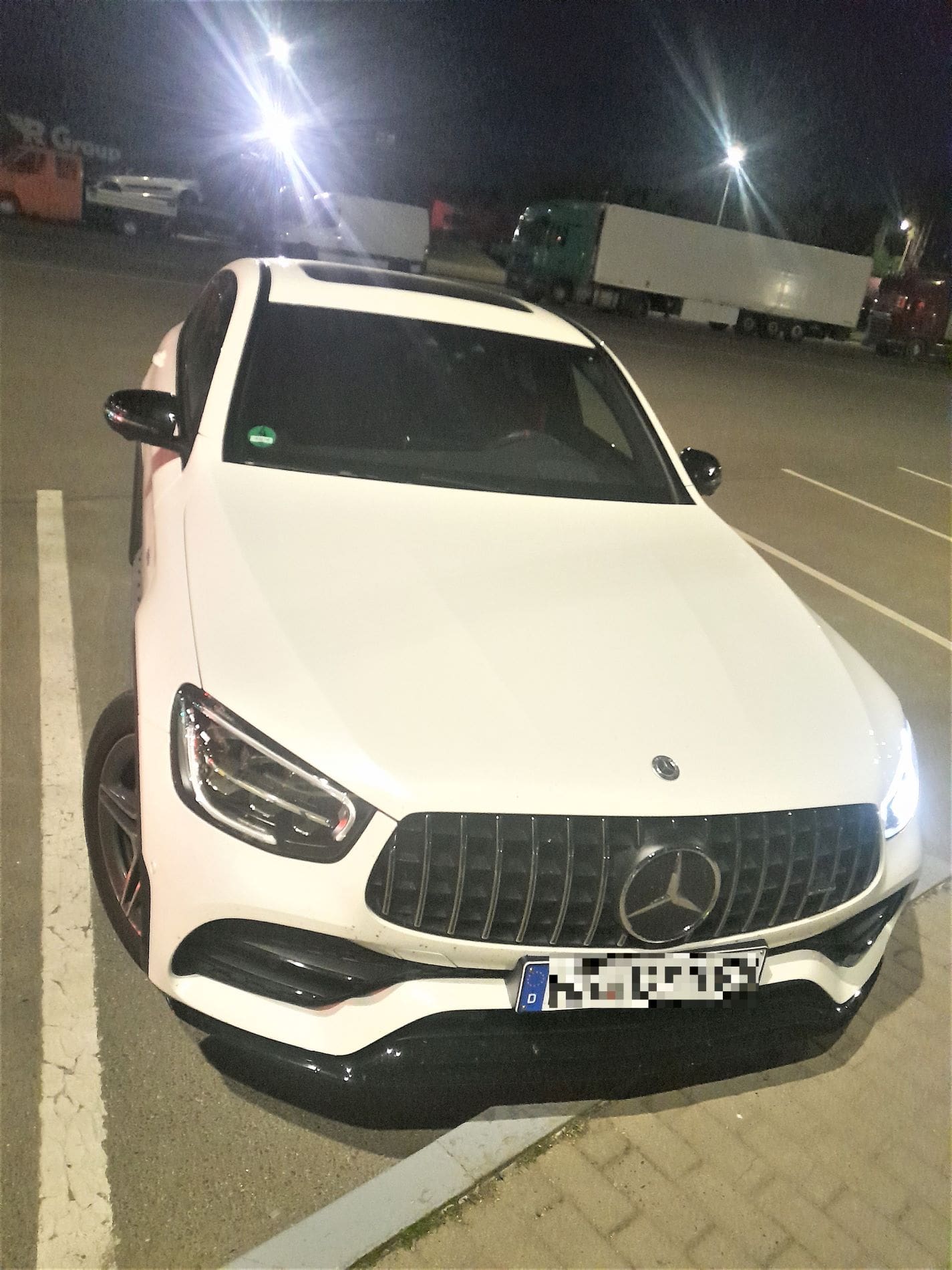 Латвиец за вознаграждение пытался ввезти в Беларусь дорогой Mercedes, угнанный в Германии