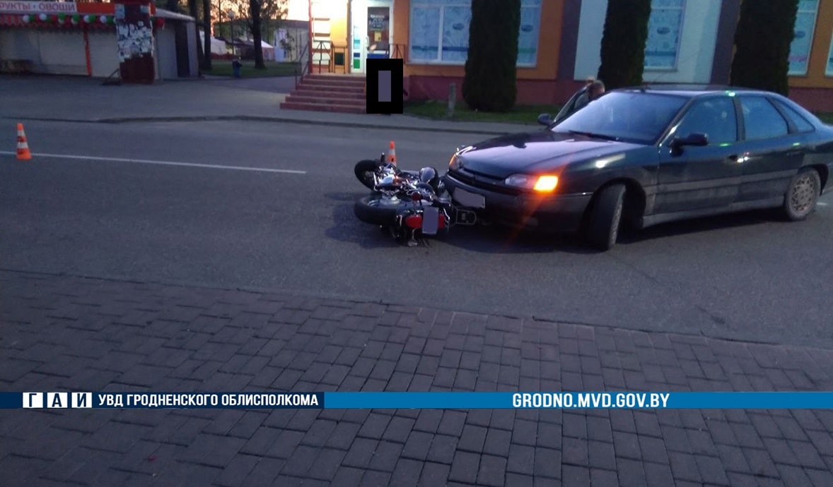 skidel moto povor 01 min