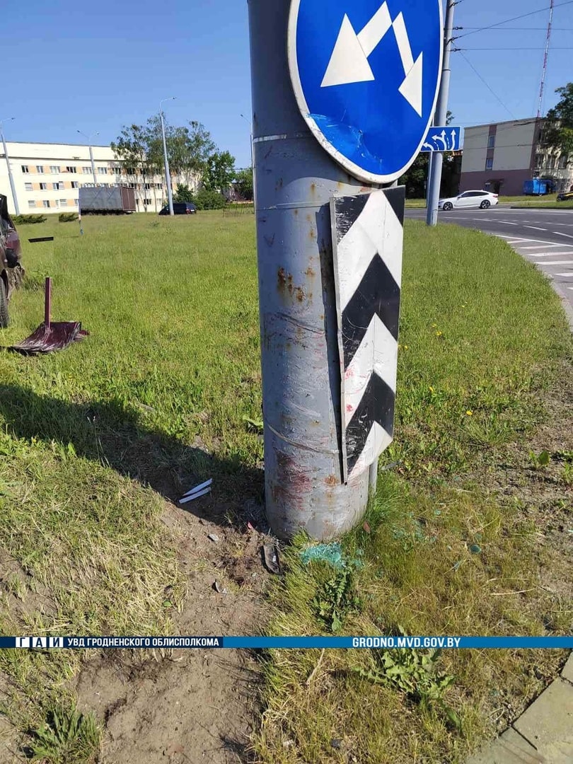 suv peugeot maz 29 01 min