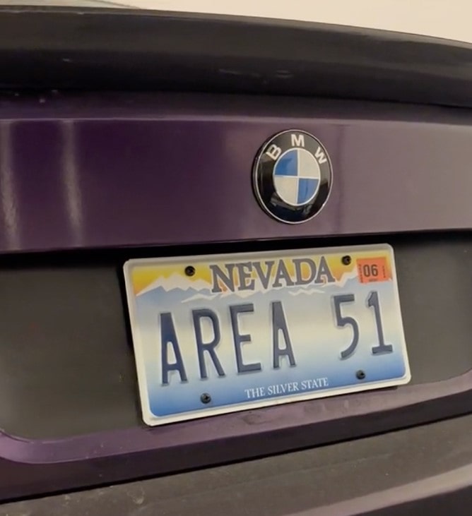 Американец жалуется, что получает тысячи штрафов из-за автомобилистов со всей страны