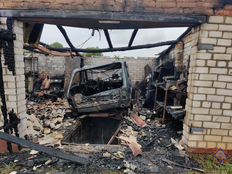 niva berestovitsa pozhar 01 min