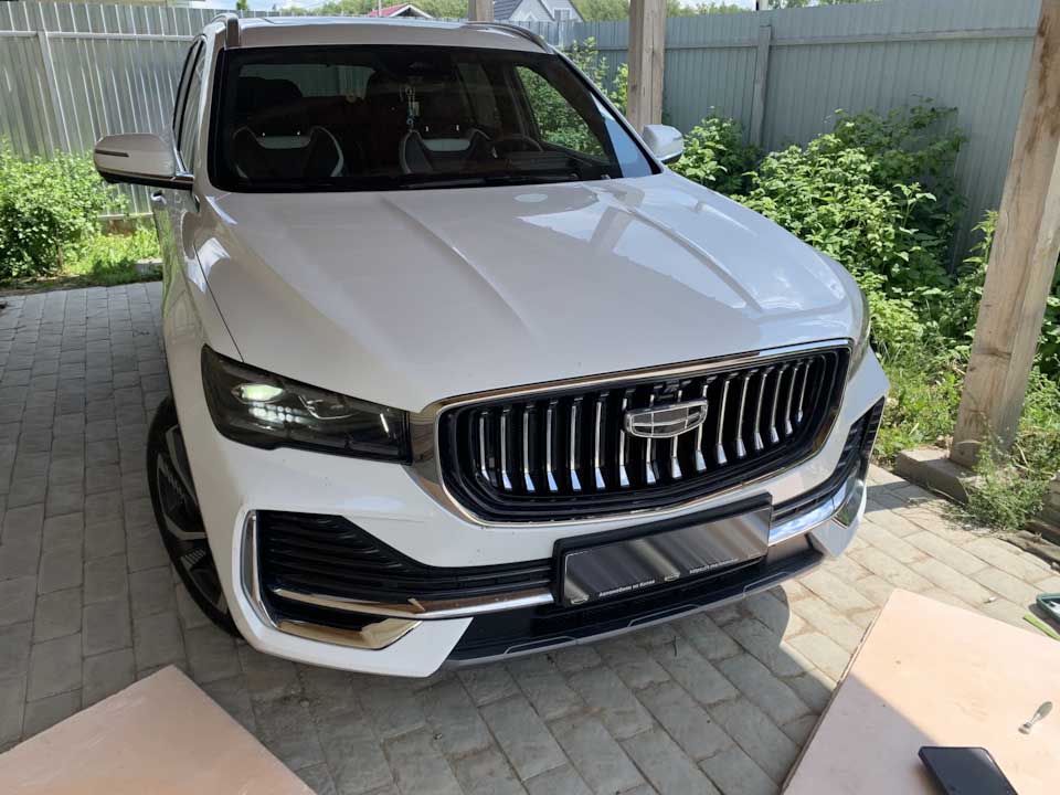 Первые 10 000 км на Geely Monjaro: что понравилось, а что нет? Отзыв владельца