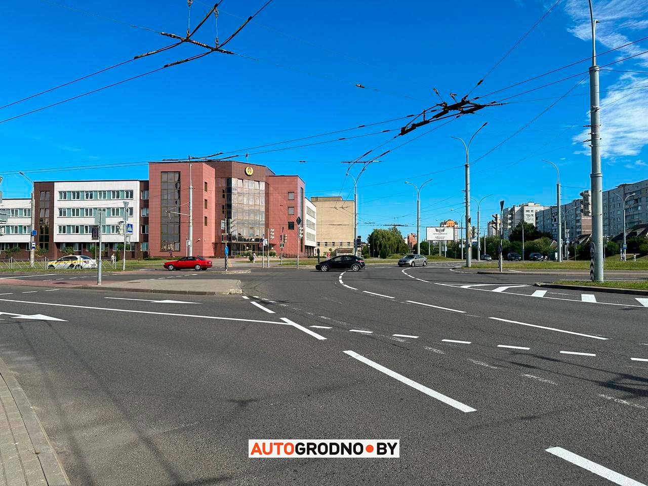 Пока вы спали: за ночь на кольце Дзержинского в Гродно изменили разметку. Как теперь ехать?