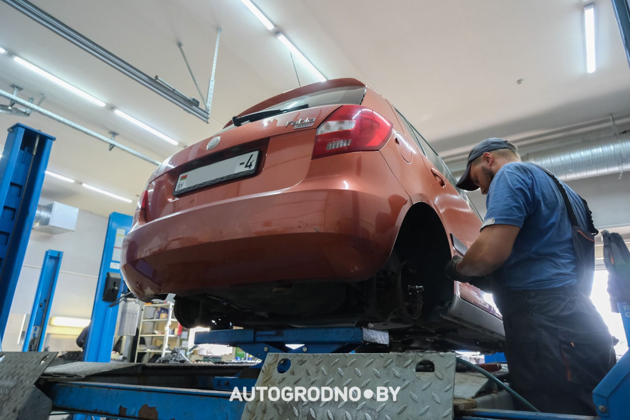 Автосервис УКС Гродно на улице Гаражной