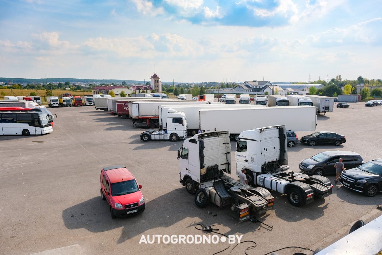 Автосервис УКС Гродно на улице Гаражной