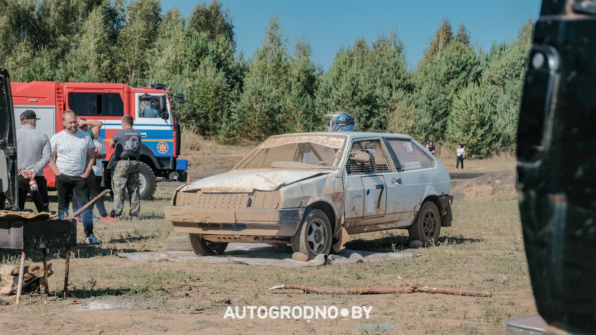 Гродненский гонщик произвел фурор на автокроссе 2023 под Гродно. Чемпионат Беларуси