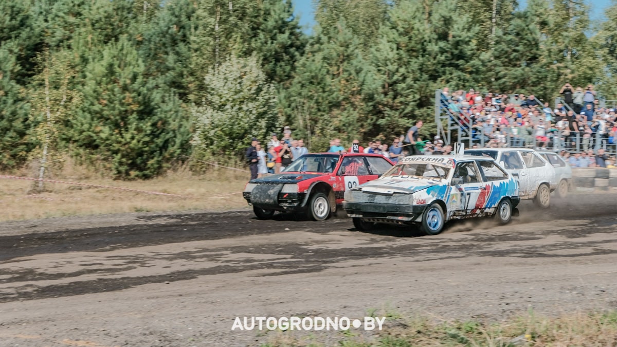 Гродненский гонщик произвел фурор на автокроссе 2023 под Гродно. Чемпионат Беларуси