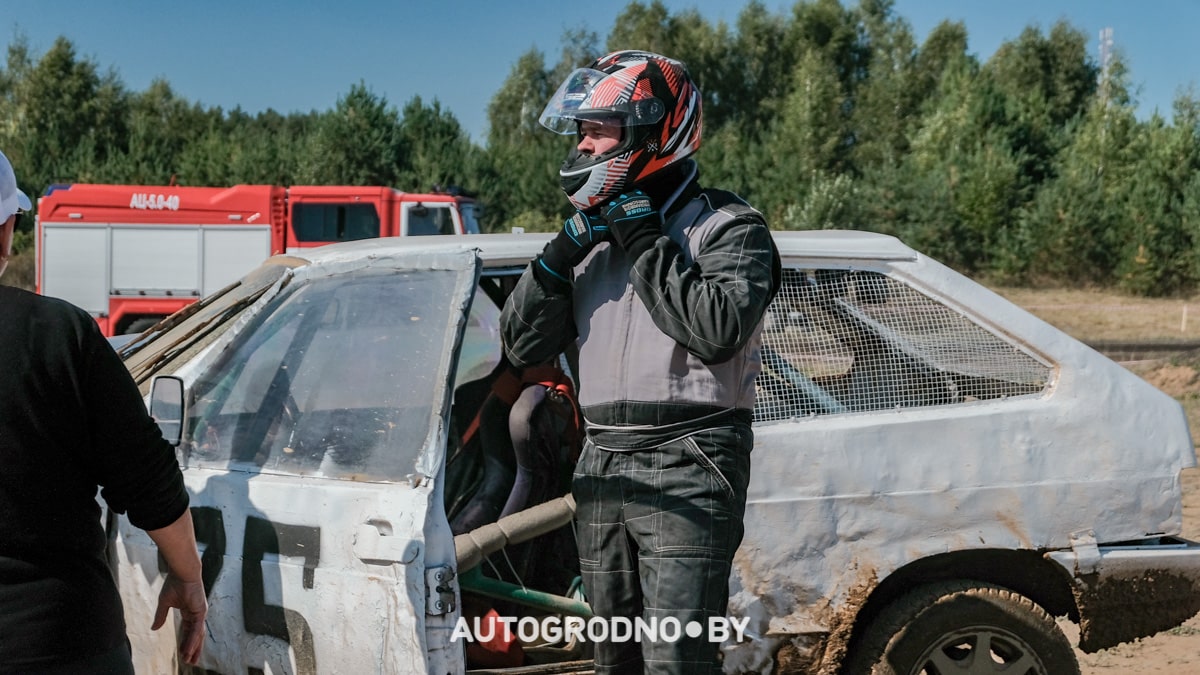Гродненский гонщик произвел фурор на автокроссе 2023 под Гродно. Чемпионат Беларуси