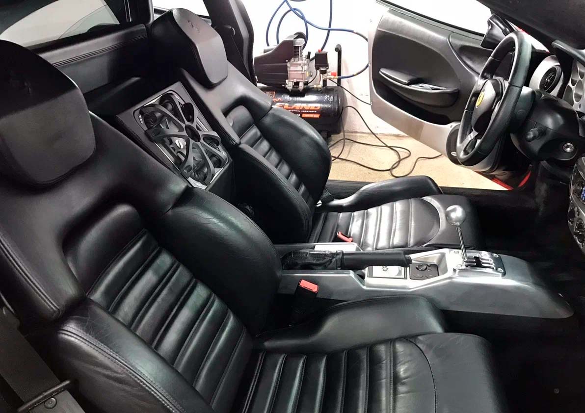 Белорус продает свою любимую Ferrari