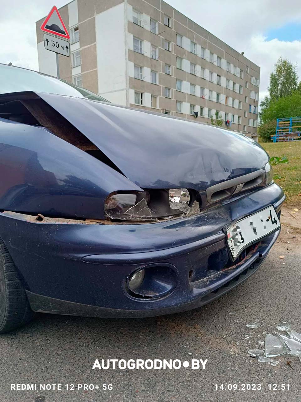 Кто ж так разбил припаркованную машину в Гродно