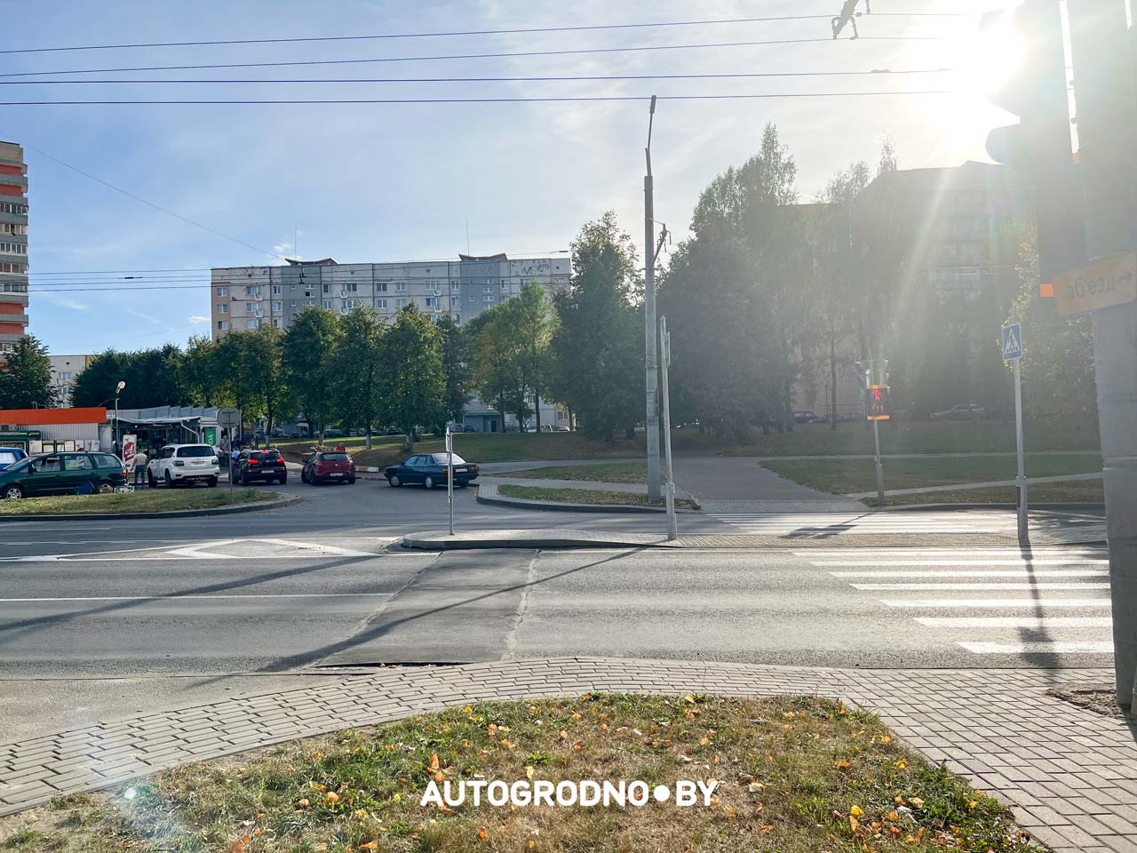 На популярном проспекте в Гродно установили "лежачий полицейский"
