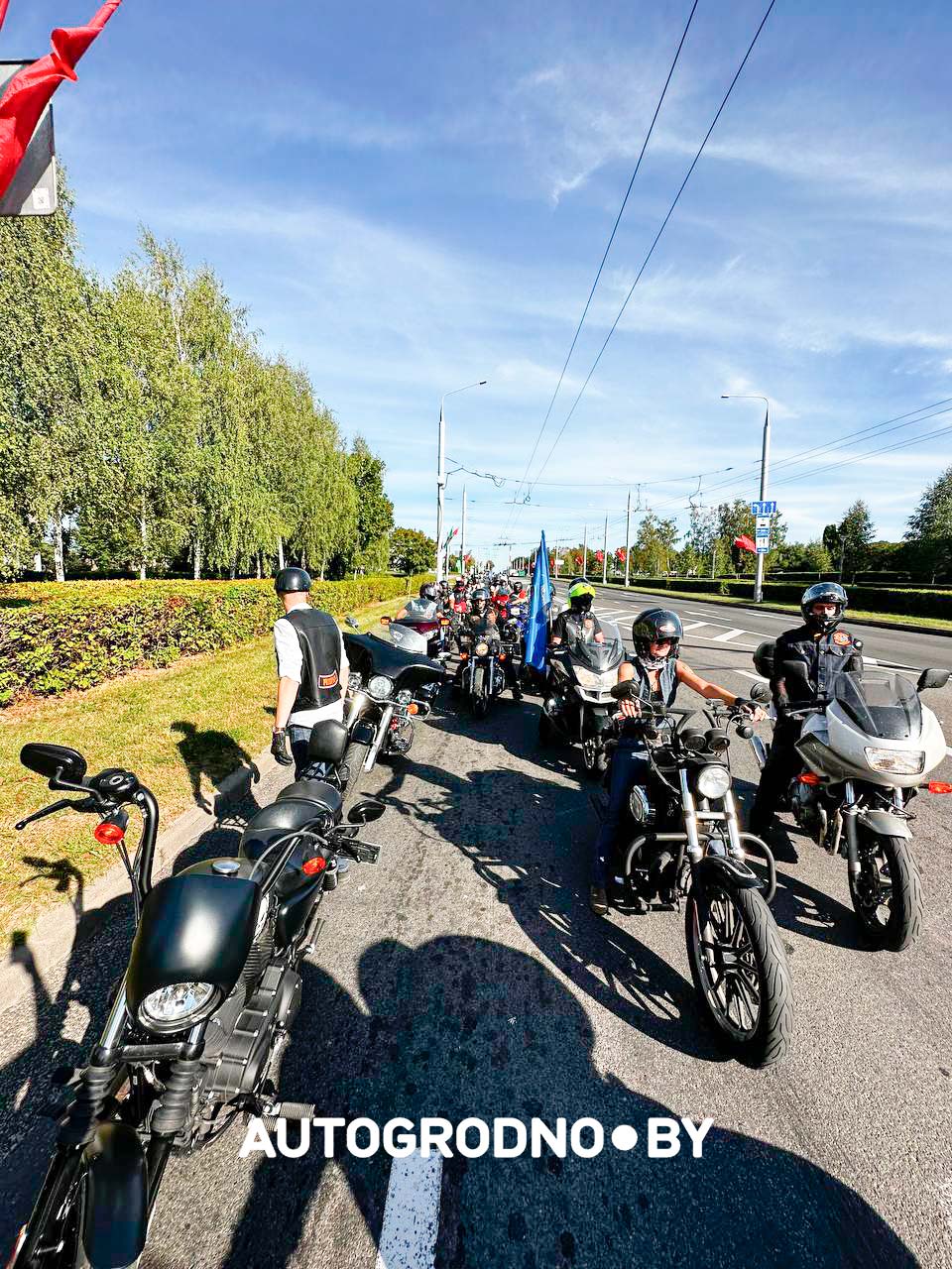 Мотопробег на День Гродно засняли от первого лица. Сколько было мотоциклистов?