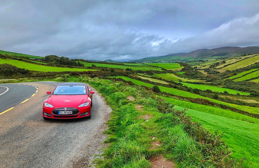 Рекордный пробег Tesla