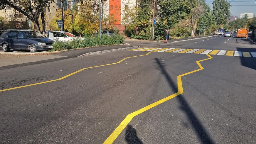 Необычная кривая разметка на дороге ПДД