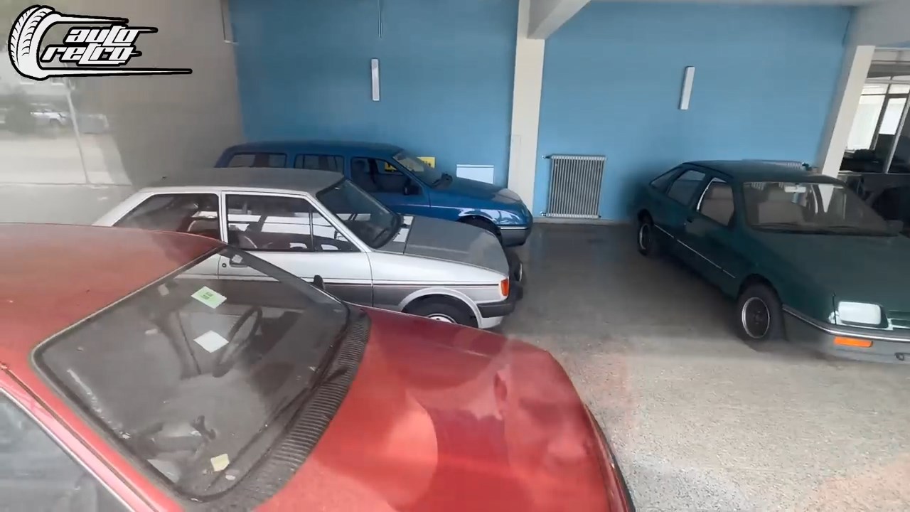 В Германии нашли автосалон, для которого время остановилось: в нем полно новеньких автомобилей 80-х годов