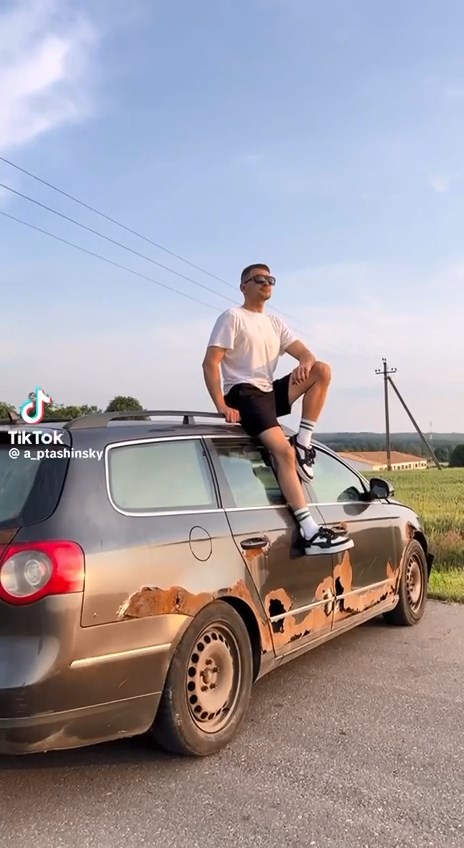 Ржавый Фольксваген Пассат в Беларуси