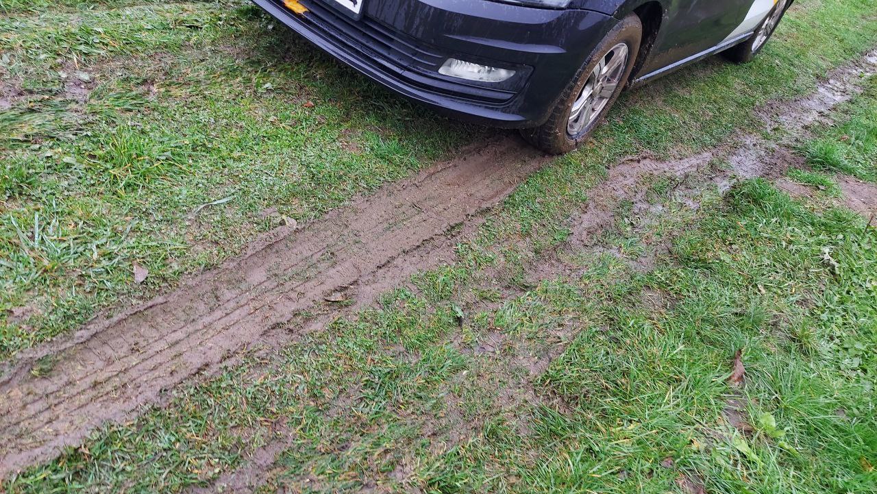 Ржавый Фольксваген Пассат в Беларуси