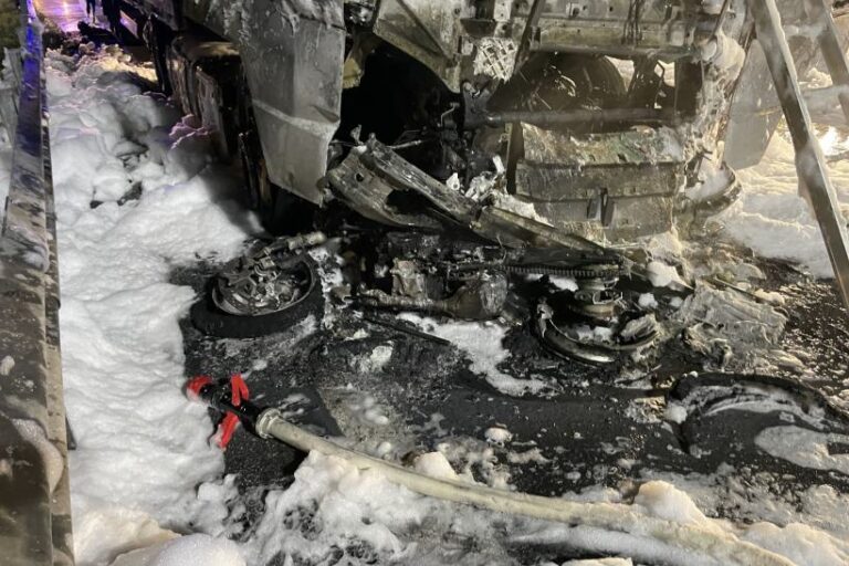 avstria tjagach moto 26 08 01