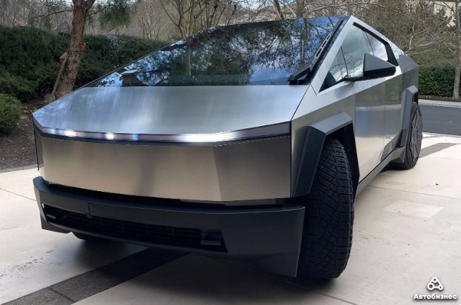 Cybertruck mnenie 01