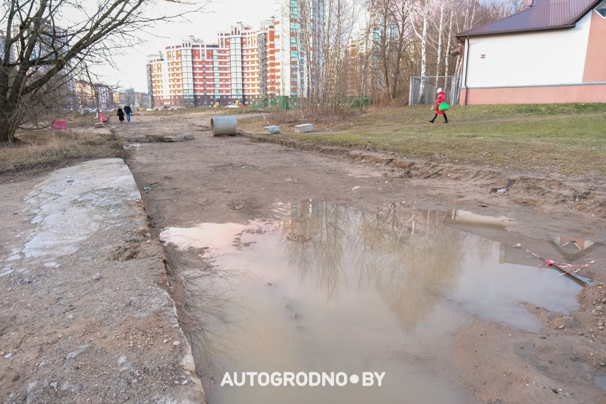 Как поехать на Лидскую, чтобы заплатить 150 рублей эвакуаторщику. Или почему нельзя верить навигатору