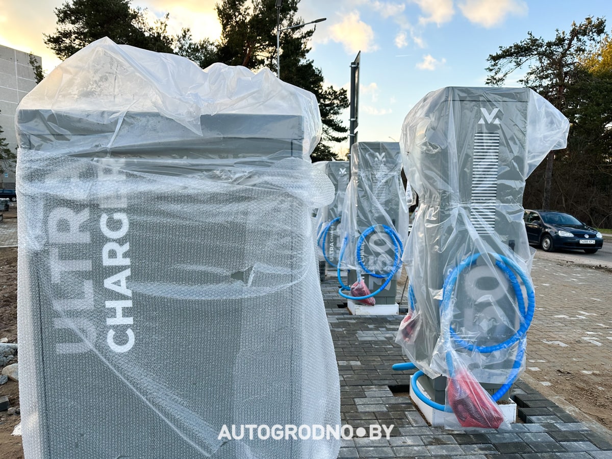 Невероятно, но факт: Маланка ставит в Гродно 12 мощнейших зарядных станций. Такая 1 есть только в Минске