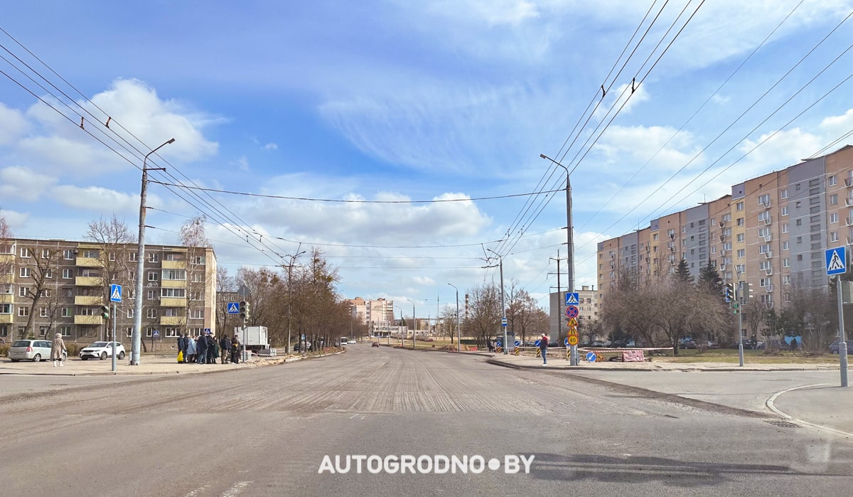 Фотофакт: на улице Лизы Чайкиной в Гродно начинается ремонт асфальта 