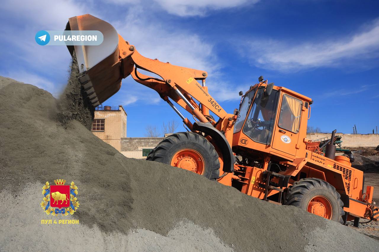 Под Гродно начал работу асфальтный завод. Узнали, куда уехала первая партия асфальта