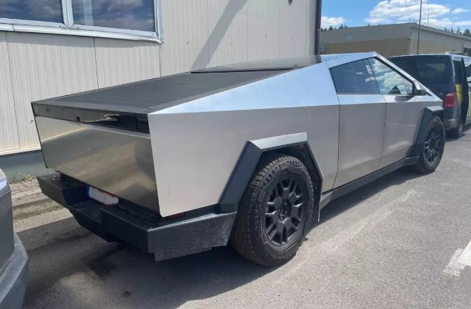 Tesla Cybertruck shalchin 08 05 01
