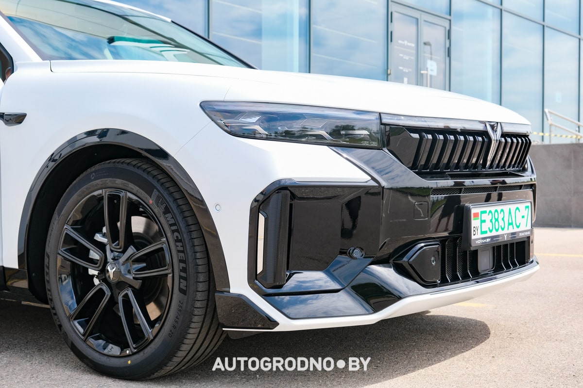 Voyah Free Pro в Гродно - новый автосалон - обзор и тест-драйв