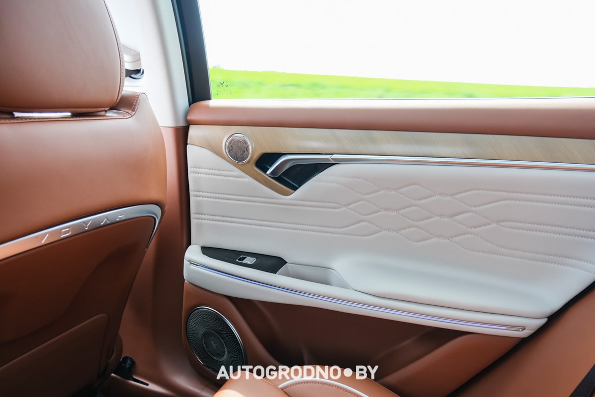 Voyah Free Pro в Гродно - новый автосалон - обзор и тест-драйв