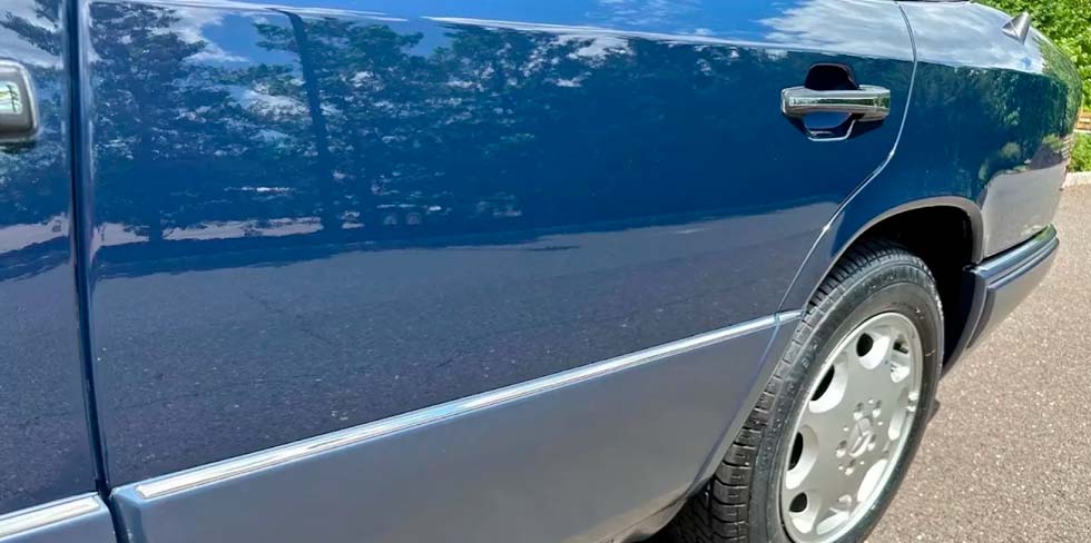 Дизельные Mercedes W124 с малым пробегом американцы покупают по цене двух квартир в Гродно