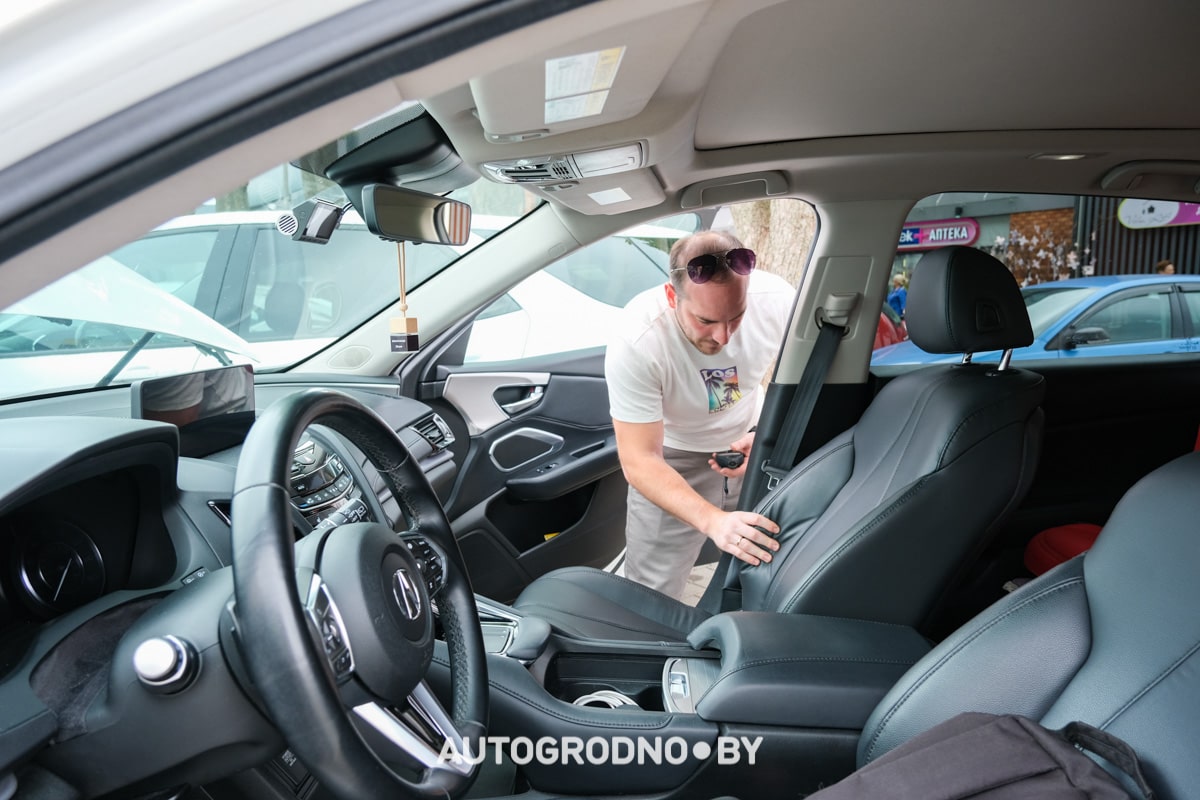 Эксперимент в Гродно - авто из США от CarBar