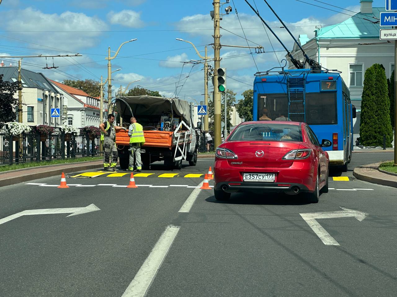 Лежачий полицейский на улице Стефана Батория в Гродно