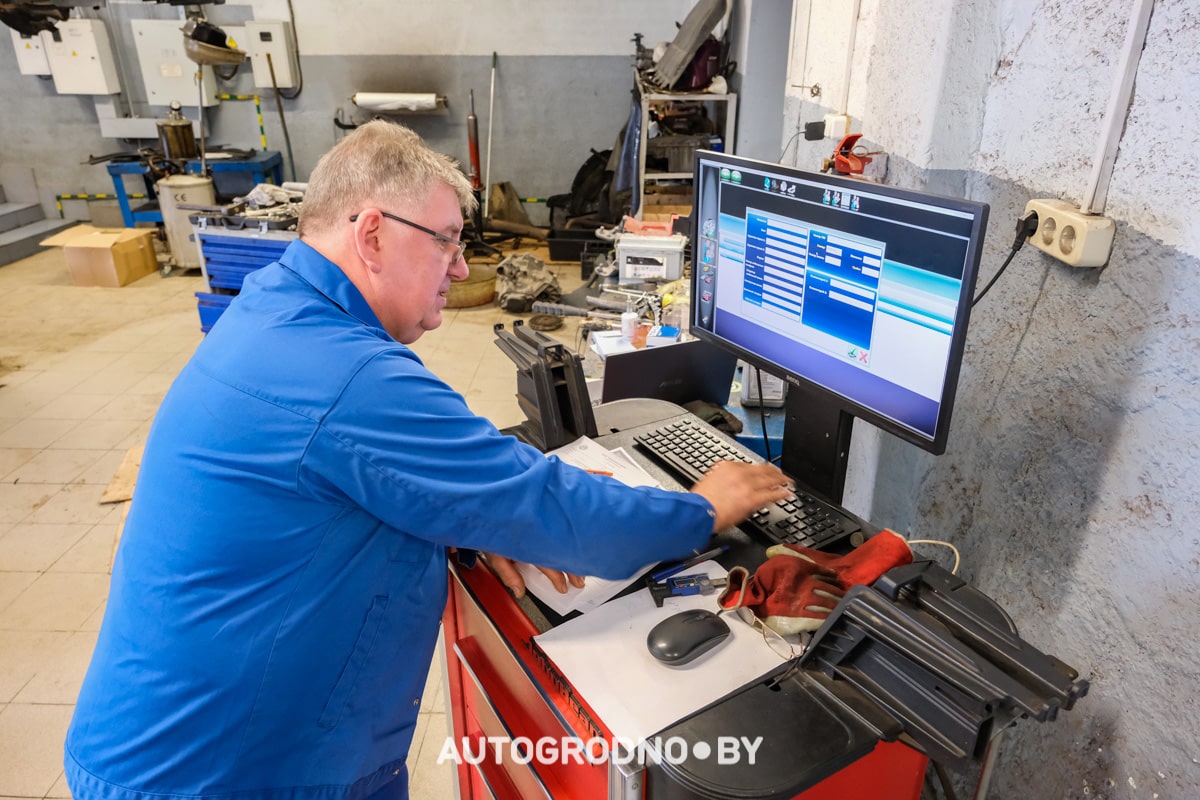 Стенд развал схождения в Гродно интервью