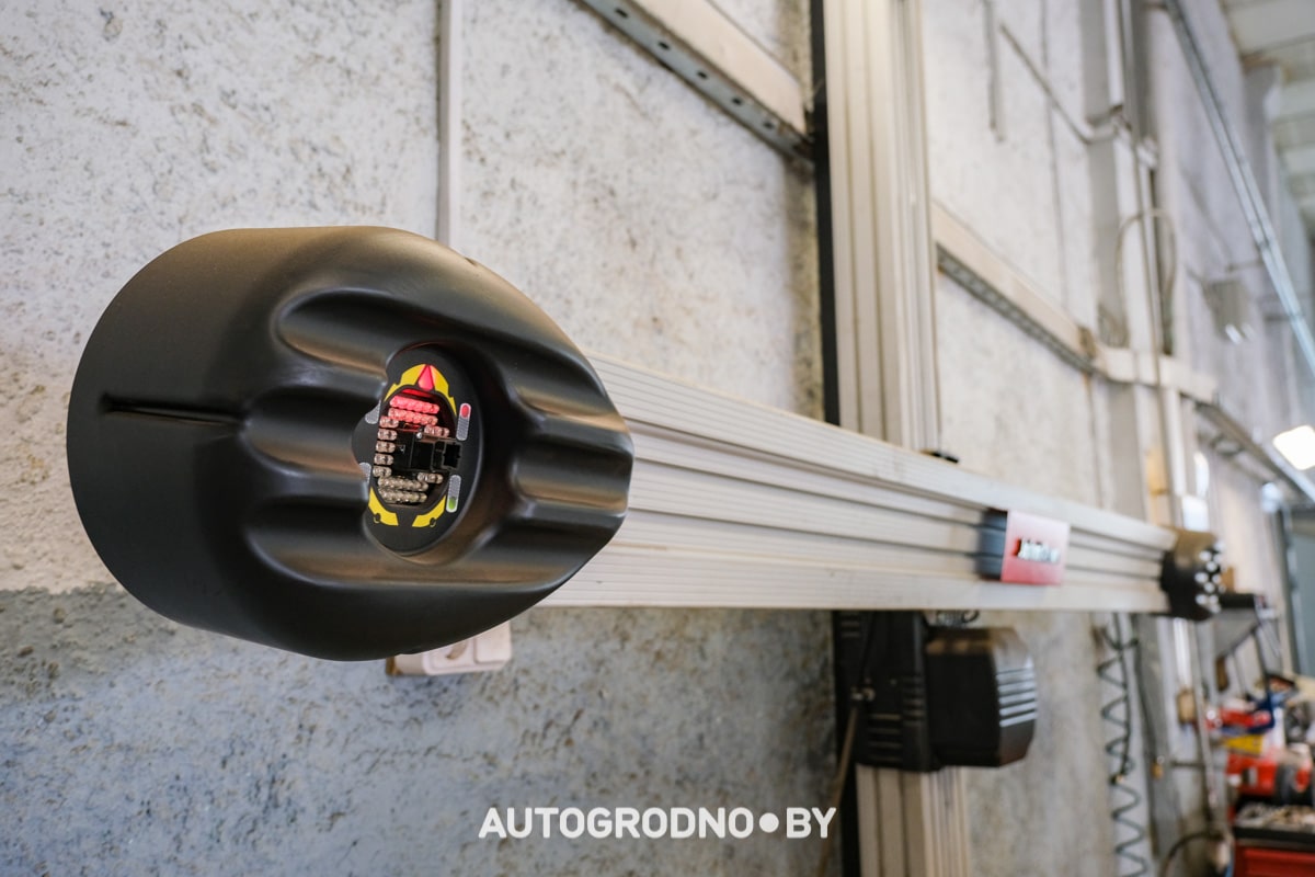 Стенд развал схождения в Гродно интервью