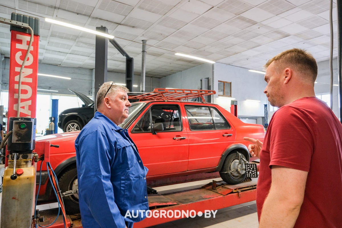 Стенд развал схождения в Гродно интервью