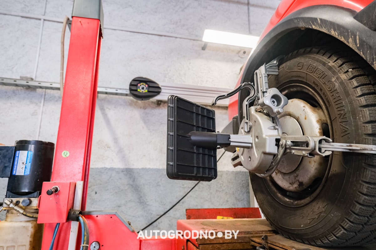 Стенд развал схождения в Гродно интервью