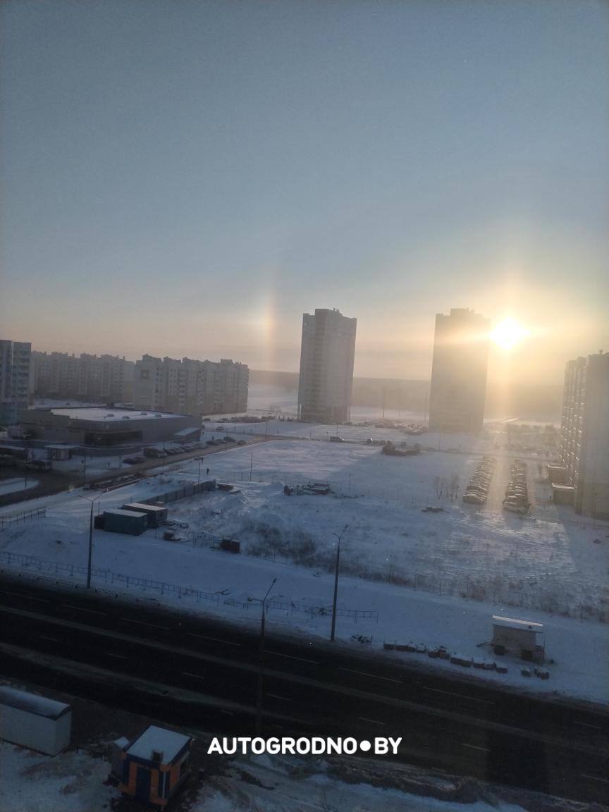 Жители Гродно вновь наблюдают редкое явление – солнечное гало