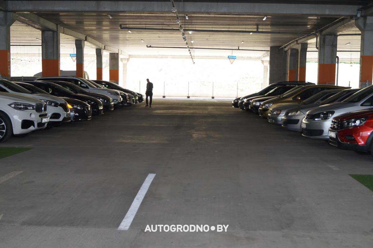 В Гродно открылся новый автокомис – на территории ТРК Тринити