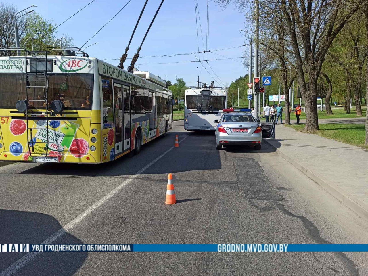 forty trollejbus rebjonok 01