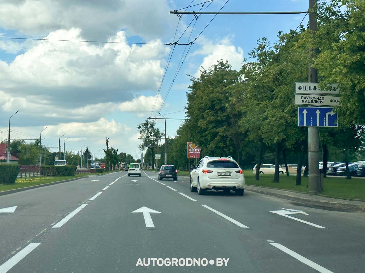 Новая разметка на Горького в Гродно возле Короны