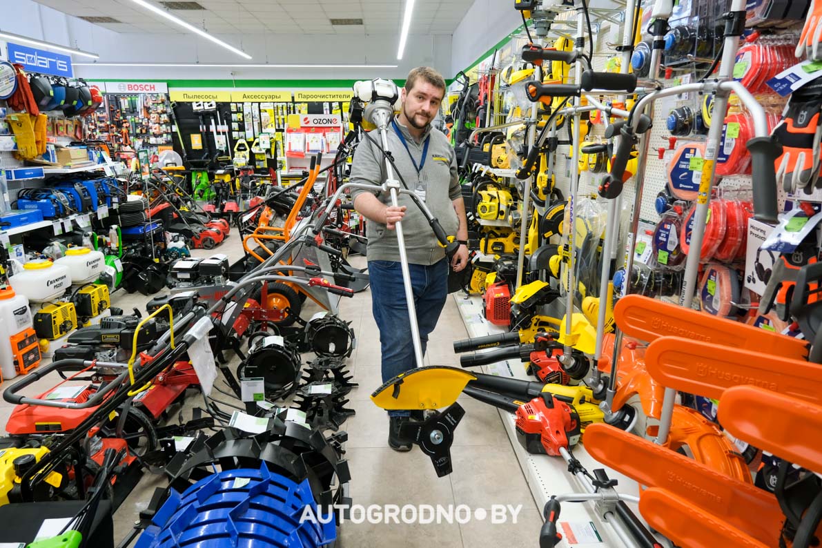 Магазин удачник в Гродно - газонокосилки