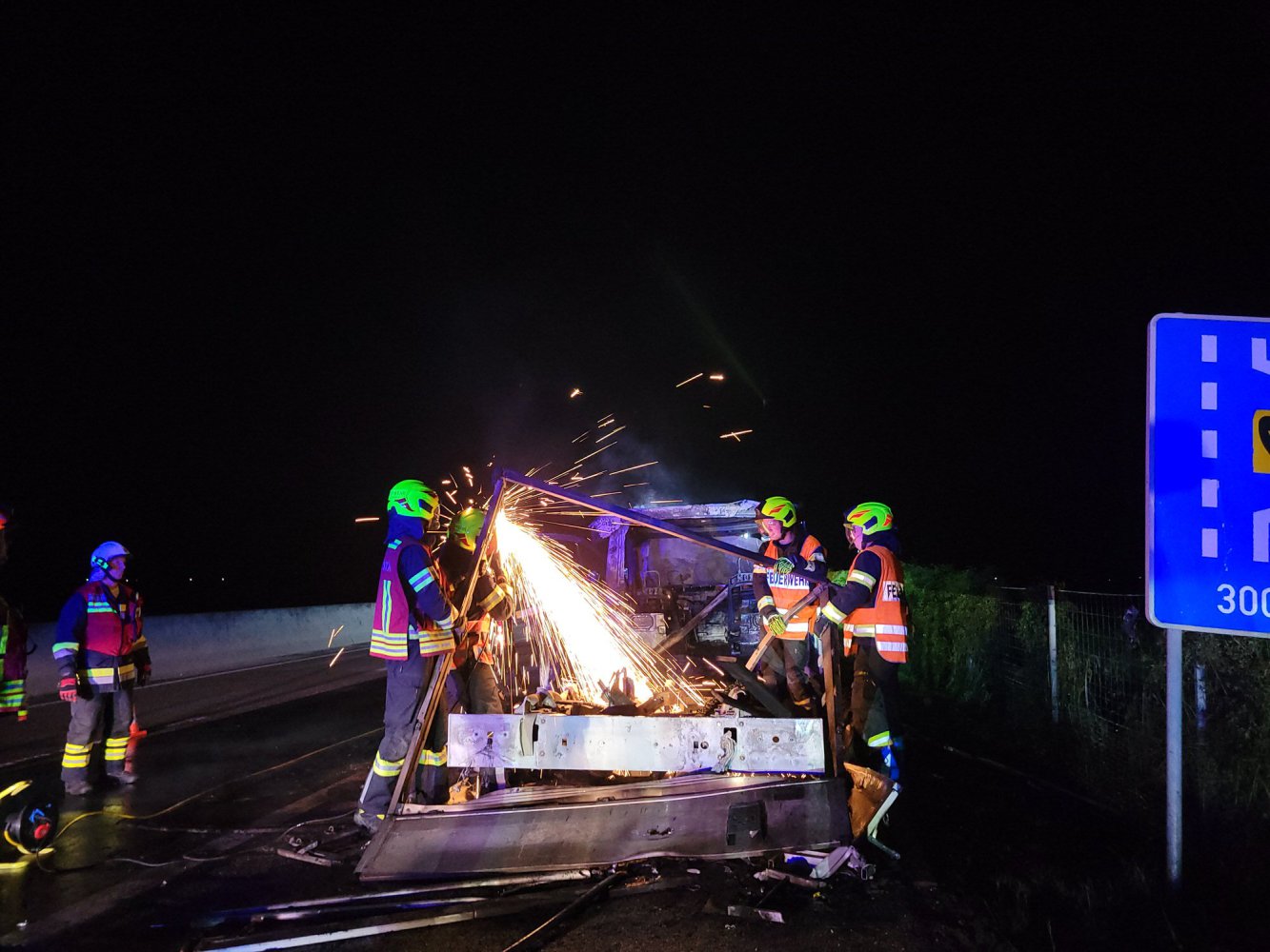 avstria pozhar 10 06 25 05